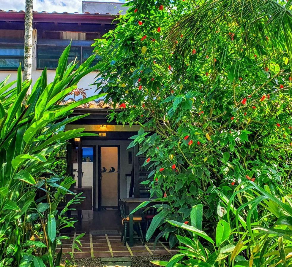 Appartement Chalé rústico e charmoso na praia para casal! à Ubatuba Extérieur photo